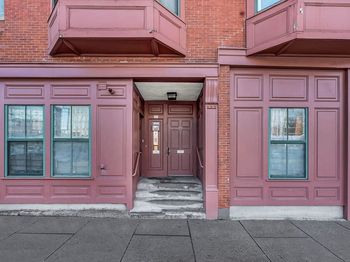 77 E Berkeley St