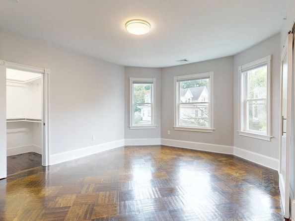 61 Charlotte Street 2, Boston MA 02121