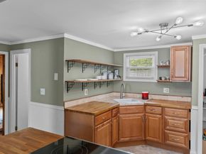 16 Florida Rd, Maynard MA 01754