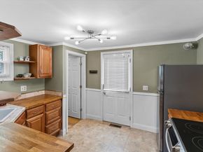 16 Florida Rd, Maynard MA 01754