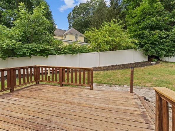 16 Florida Rd, Maynard MA 01754