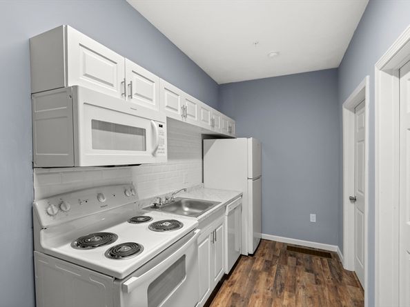 87 Maple St, Boston MA 02121