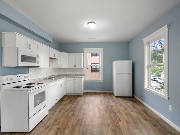 87 Maple St, Boston MA 02121