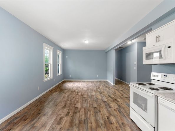 87 Maple St, Boston MA 02121