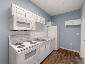 87 Maple St, Boston MA 02121