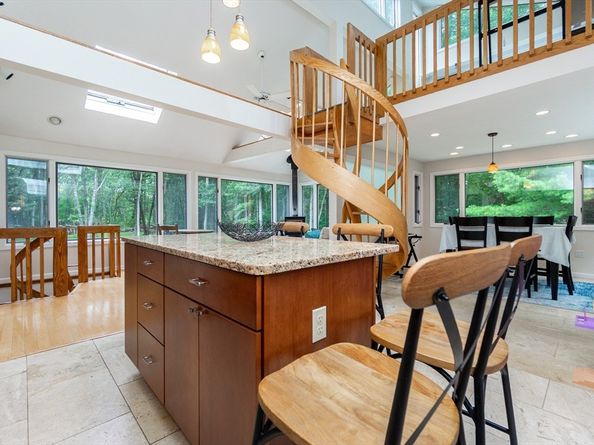 143 Brook St, Framingham MA 01701