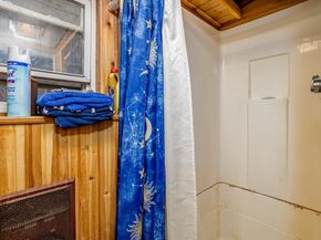 57 Clark, Clinton MA 01510