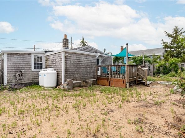 7 Davoli Way, Newbury MA 01951