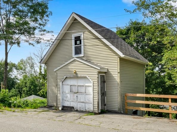 27-29 Allen St, Gardner MA 01440