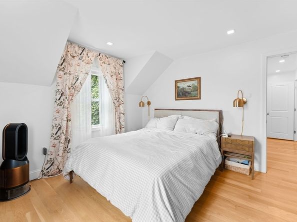 100 Ashland St, Lynn MA 01905