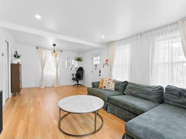 100 Ashland St, Lynn MA 01905