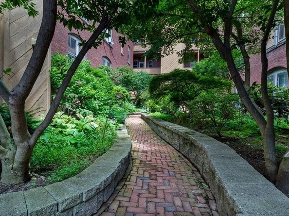 6 Chatham Pl 6, Worcester MA 01609
