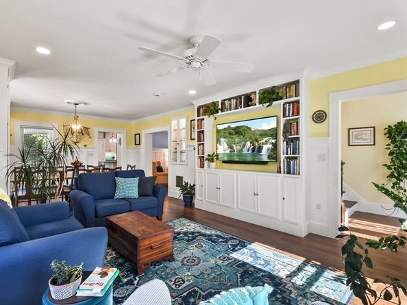 68 High St, Randolph MA 02368