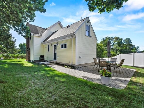 68 High St, Randolph MA 02368