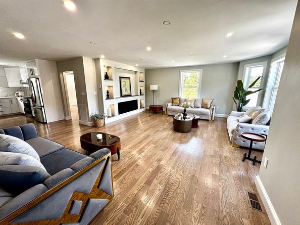 15 Furber Ave, North Andover MA 01845