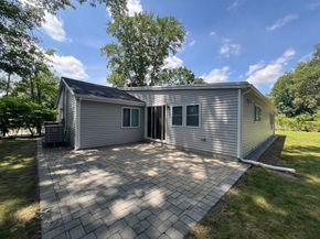 12 Fairfield Ter, Framingham MA 01701