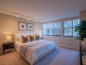 250 Hammond Pond Pkwy 306N, Newton MA 02467