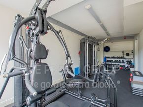 250 Hammond Pond Pkwy 306N, Newton MA 02467