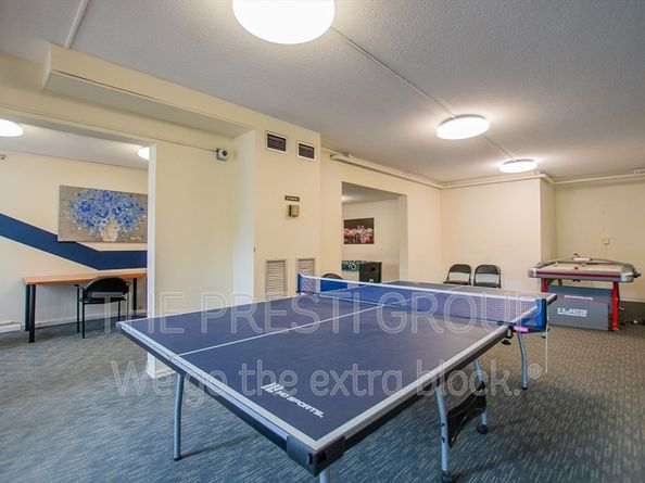 250 Hammond Pond Pkwy 306N, Newton MA 02467
