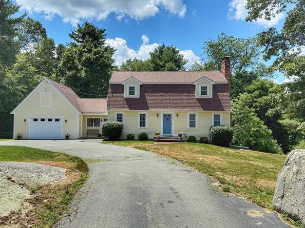 840 Hancock St, Abington MA 02351