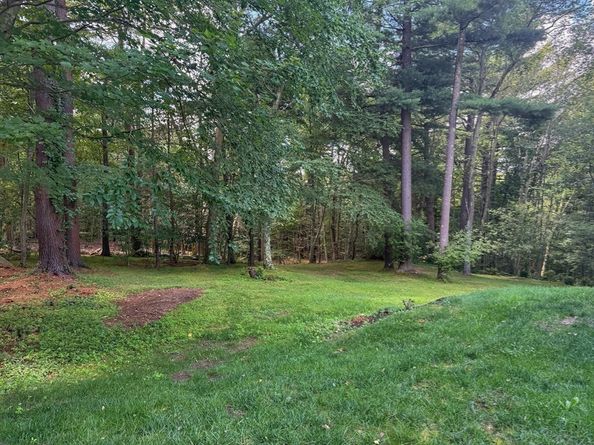 840 Hancock St, Abington MA 02351
