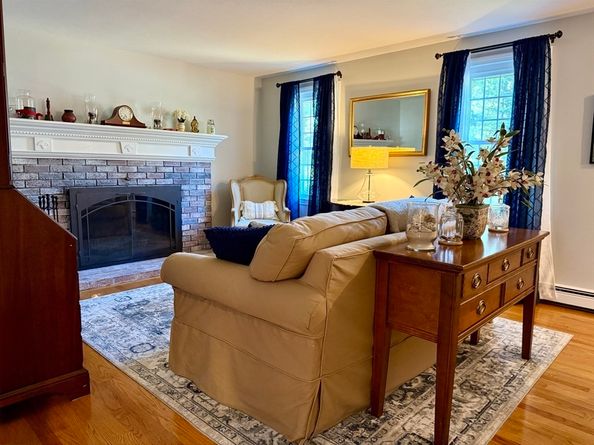 840 Hancock St, Abington MA 02351