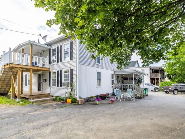 31 Bemis Road, Fitchburg MA 01420