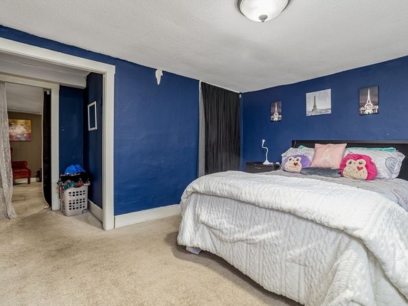 31 Bemis Road, Fitchburg MA 01420