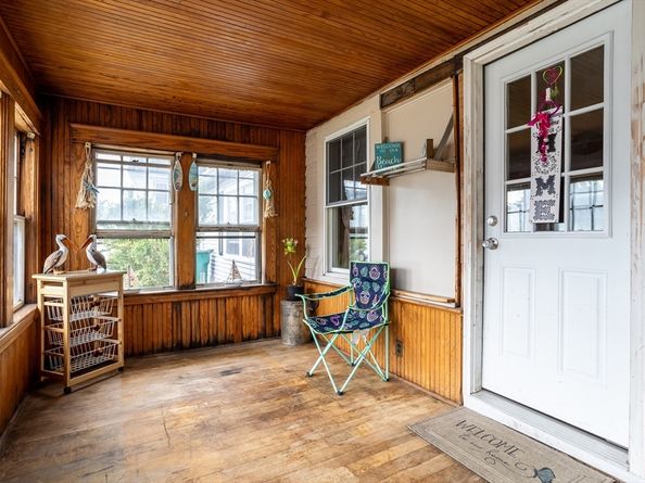 31 Bemis Road, Fitchburg MA 01420