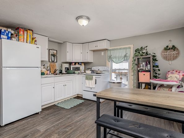 31 Bemis Road, Fitchburg MA 01420