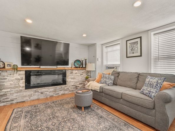 8 Marshall Block, Boston MA 02129