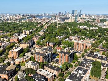 50 Longwood Ave