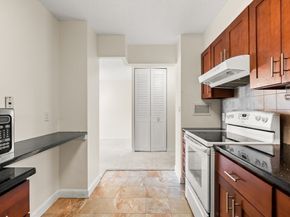 50 Longwood Ave 611, Brookline MA 02446