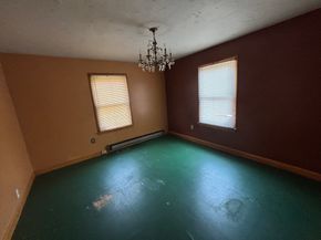 49 Orange St, Bridgewater MA 02324