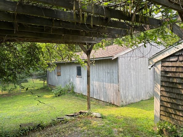 49 Orange St, Bridgewater MA 02324