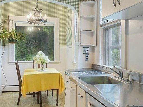 1179 Main St, Athol MA 01331