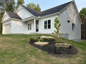 190 Whitins Rd, Sutton MA 01590