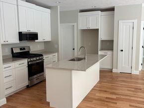 190 Whitins Rd, Sutton MA 01590