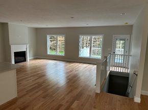 190 Whitins Rd, Sutton MA 01590