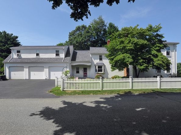 693 Commercial St, Weymouth MA 02189
