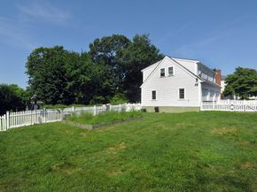 693 Commercial St, Weymouth MA 02189