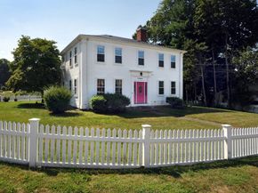 693 Commercial St, Weymouth MA 02189