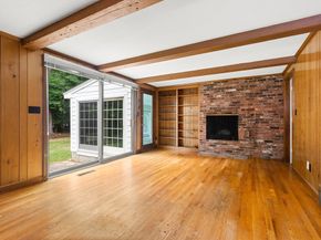 35 Grey Ln, Lynnfield MA 01940