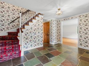 35 Grey Ln, Lynnfield MA 01940