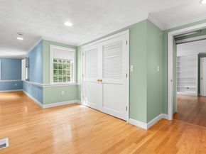 35 Grey Ln, Lynnfield MA 01940