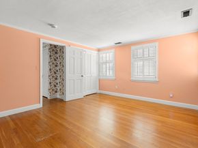 35 Grey Ln, Lynnfield MA 01940