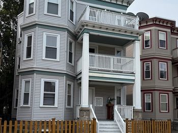 23 Roseland  St.