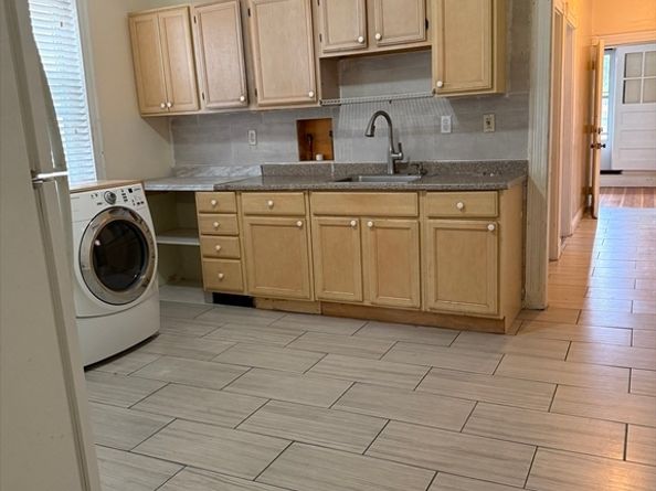23 Roseland  St., Boston MA 02124