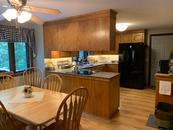 504 Alpine Dr, Southbridge MA 01550