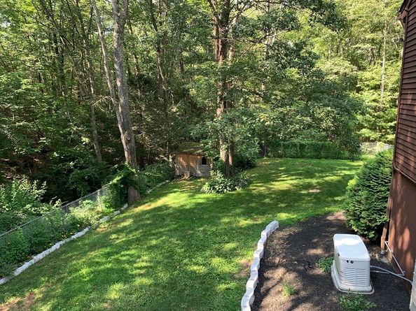 504 Alpine Dr, Southbridge MA 01550